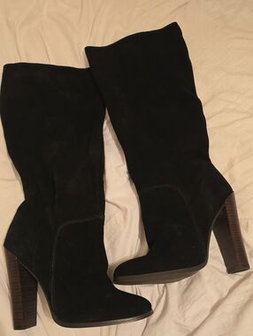 Black Suede Colin Stuart Women's Mid-Calf Heeled Boots